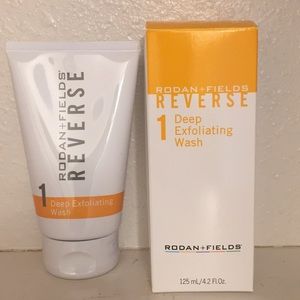 NIB Rodan + Fields REVERSE Face Wash